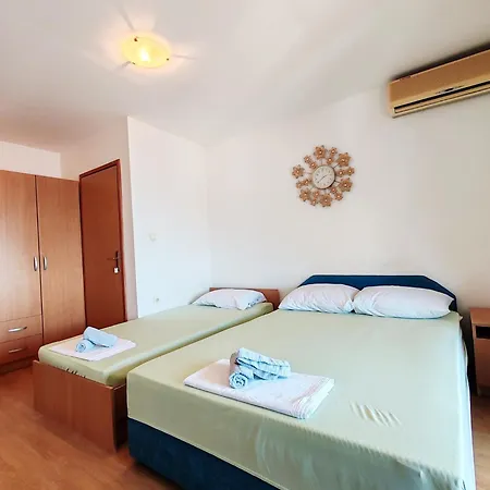 Konukevi & Tempera Neum