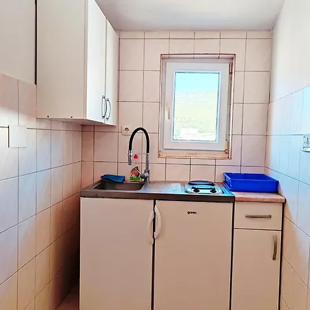 Konukevi & Tempera Neum